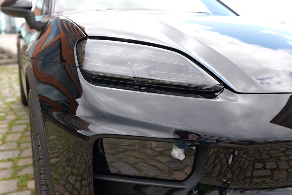 Porsche Macan 4 5d
