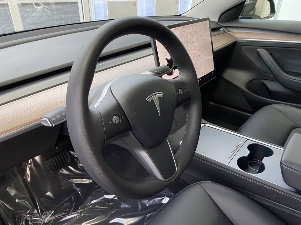 Tesla Model 3 Long Range AWD 4d