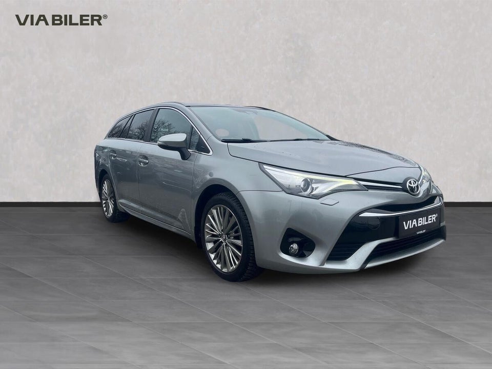 Toyota Avensis 1,8 VVT-i T2 Premium Touring Sports MDS 5d