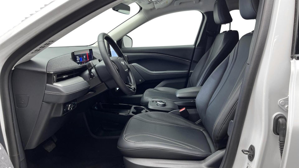 Ford Mustang Mach-E 78 Standard Range 5d