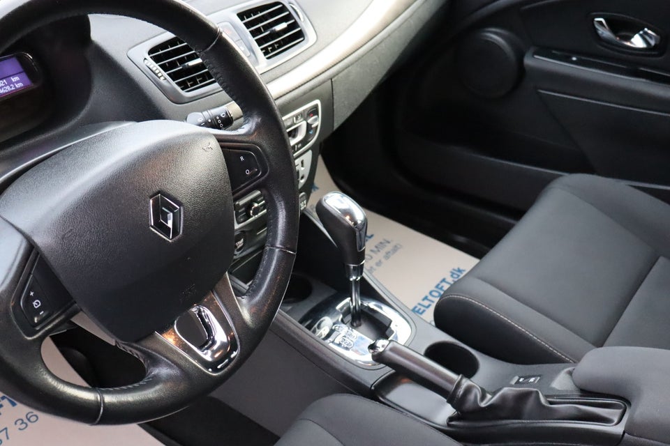 Renault Megane III 1,5 dCi 110 Expression Sport Tourer aut. 5d