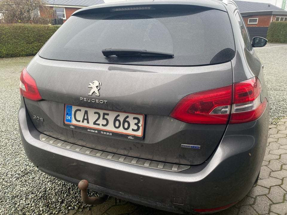 Peugeot 308 1,6 BlueHDi 120 Envy Sky SW 5d