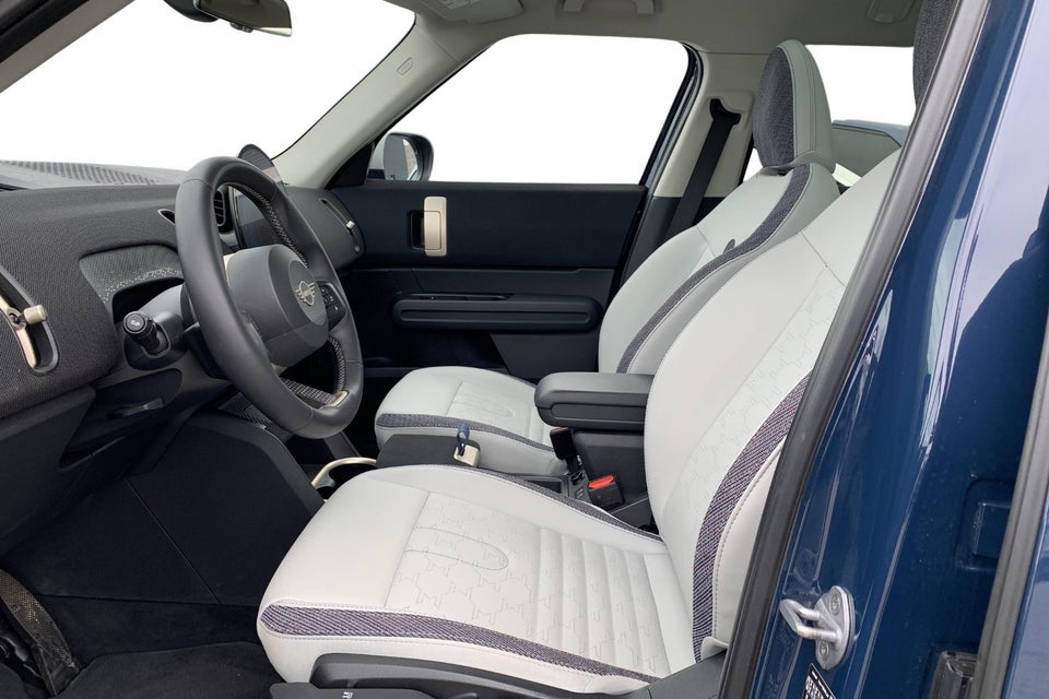 MINI Countryman E Classic Trim M+ 5d