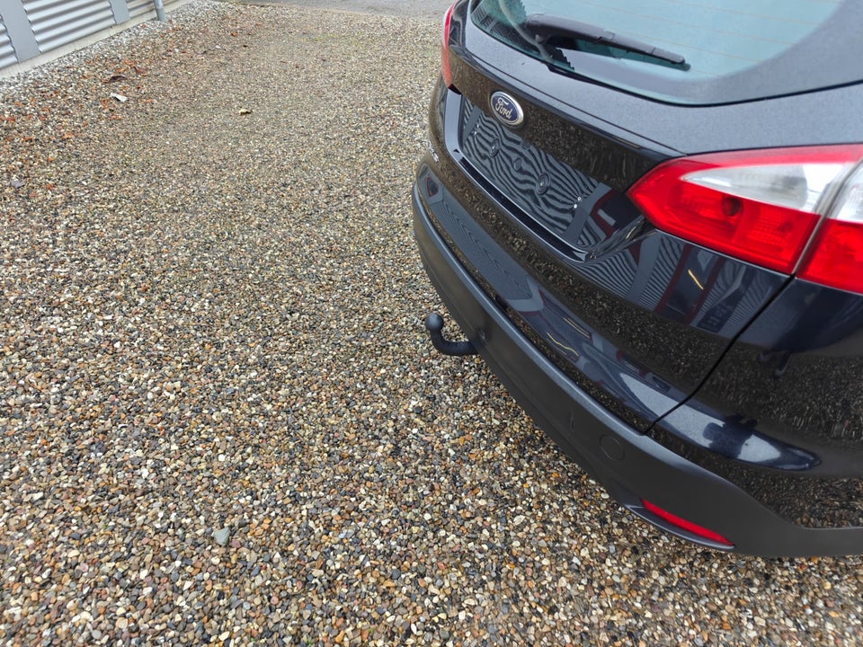 Ford Focus 1,6 Ti-VCT 105 Titanium stc. 5d