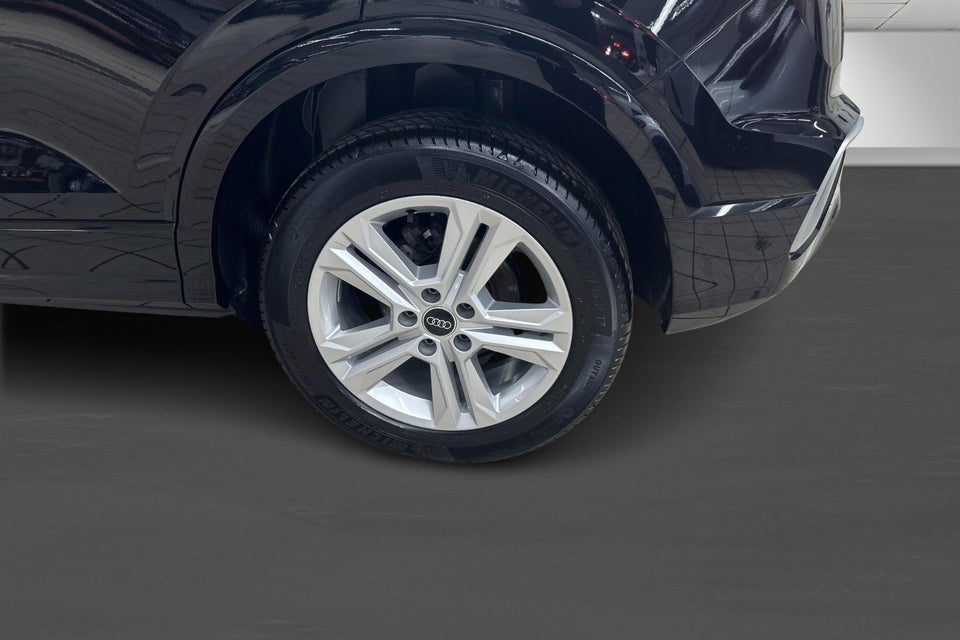 Audi Q2 35 TFSi Prestige S-tr. 5d