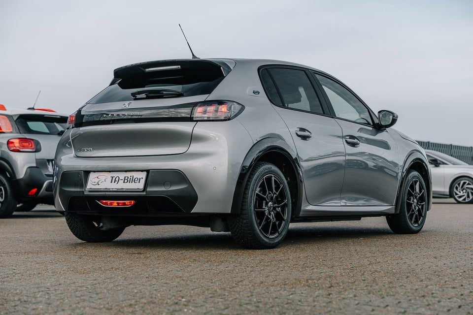 Peugeot e-208 50 Active Pack 5d