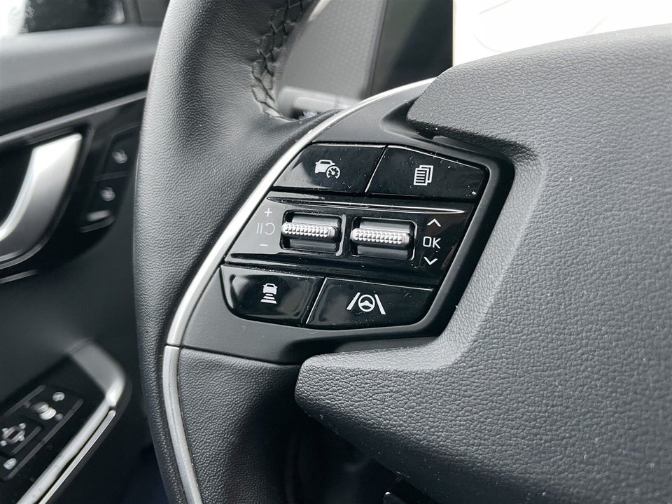 Kia EV6 77 Long Range Upgrade 5d