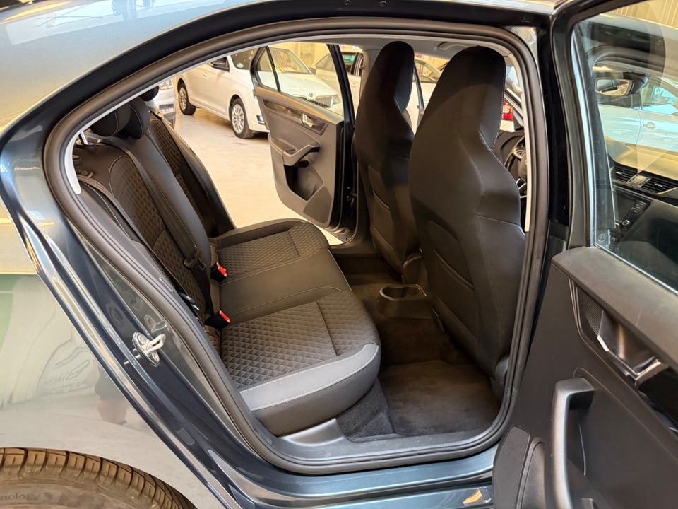 Skoda Rapid 1,0 TSi 95 Ambition 5d