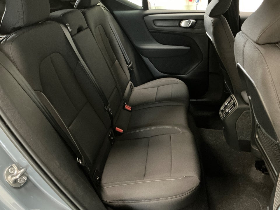 Volvo XC40 P6 ReCharge Core 5d