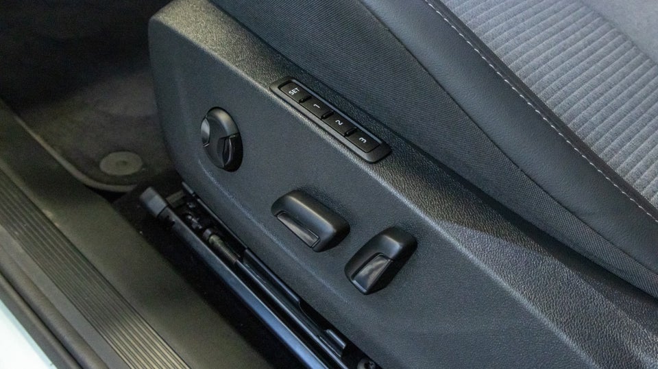 Skoda Enyaq 80x iV Loft 5d