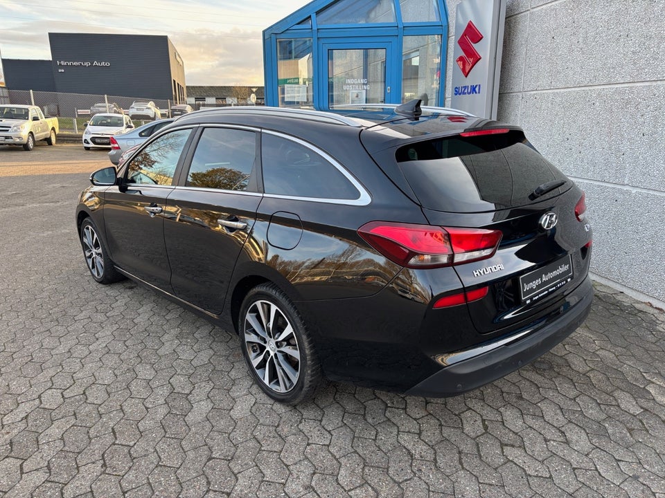 Hyundai i30 1,4 T-GDi Premium stc. DCT 5d