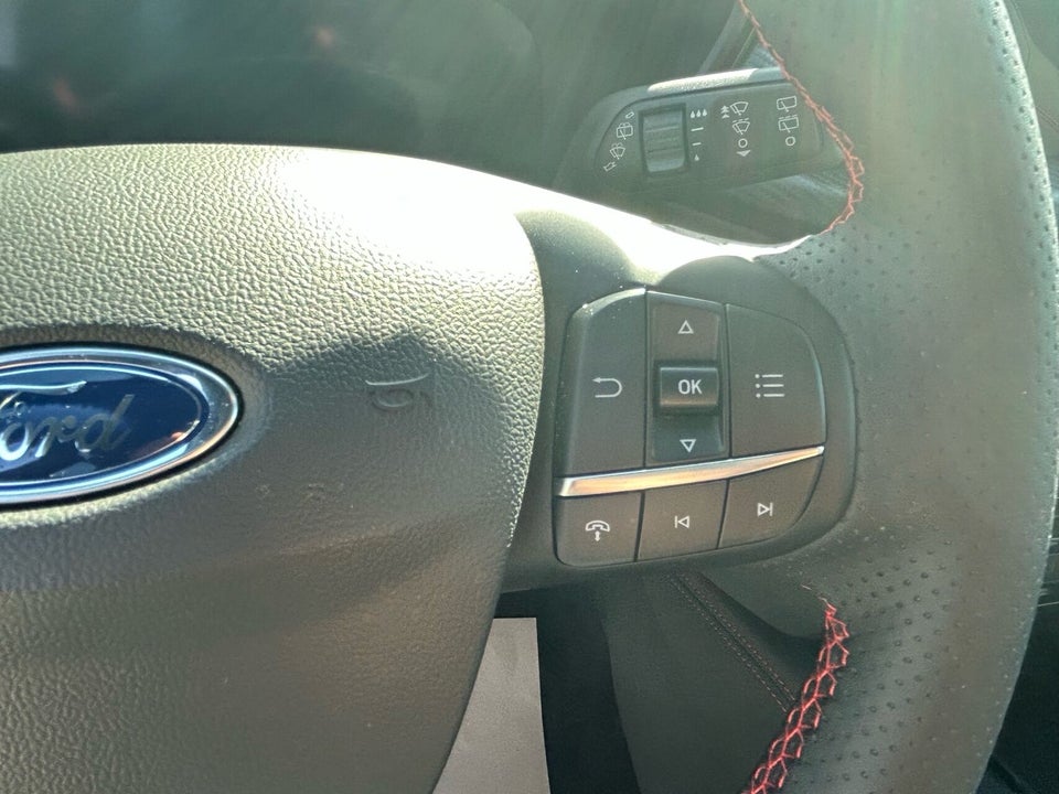 Ford Kuga 2,5 PHEV ST-Line X CVT 5d