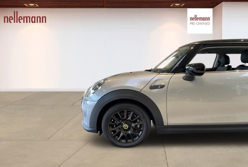 MINI Cooper SE Classic Trim 3d