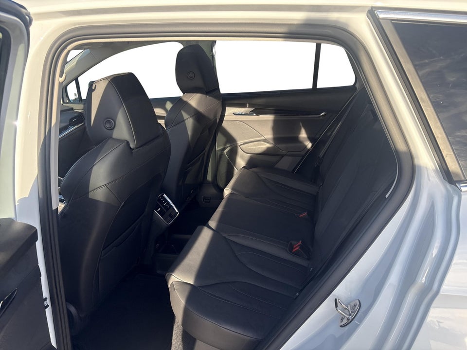 Skoda Enyaq 80 iV Plus 5d