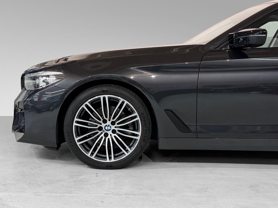 BMW 520d 2,0 Touring Sport Line aut. 5d