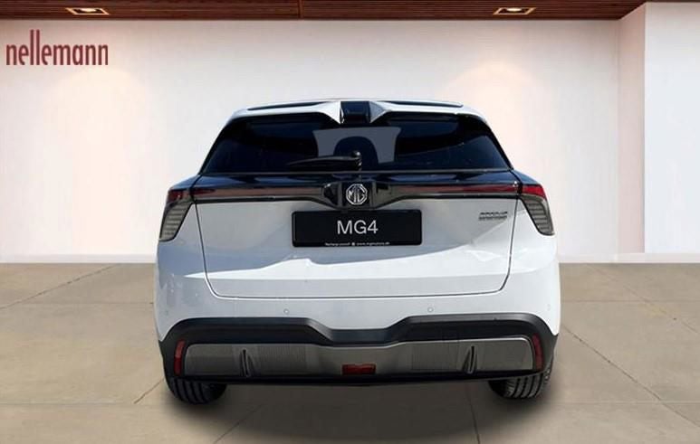 MG 4 77 Luxury Extended Range 5d