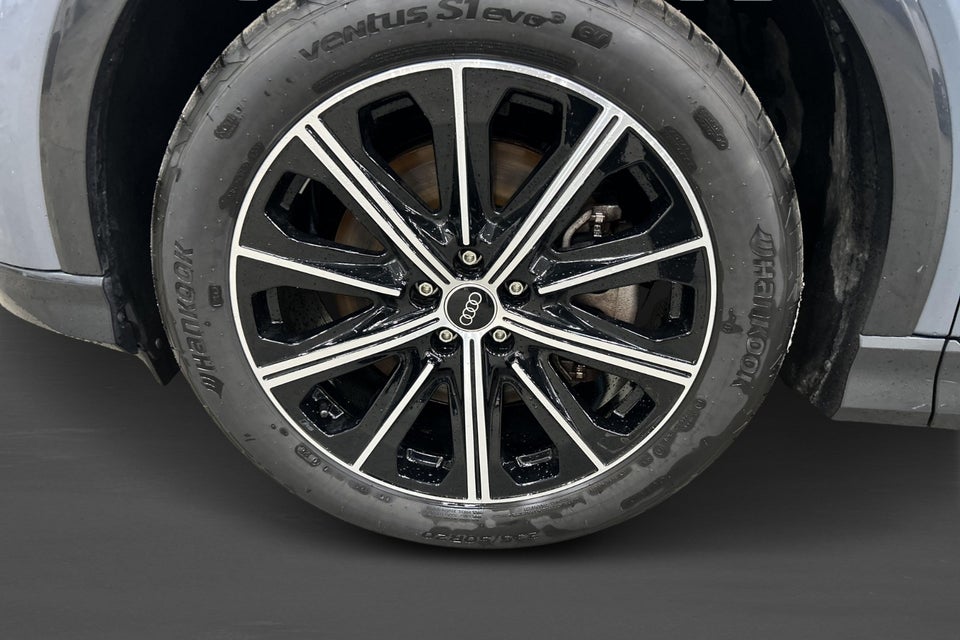 Audi Q4 e-tron 45 S-line Sportback quattro 5d