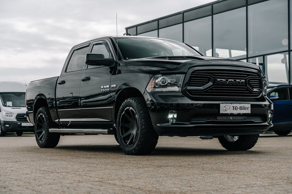 Dodge RAM 1500 5,7 V8 Sport Crew Cab aut. 4x4 4d