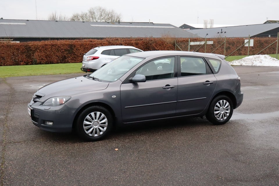 Mazda 3 1,6 Inclusive 5d