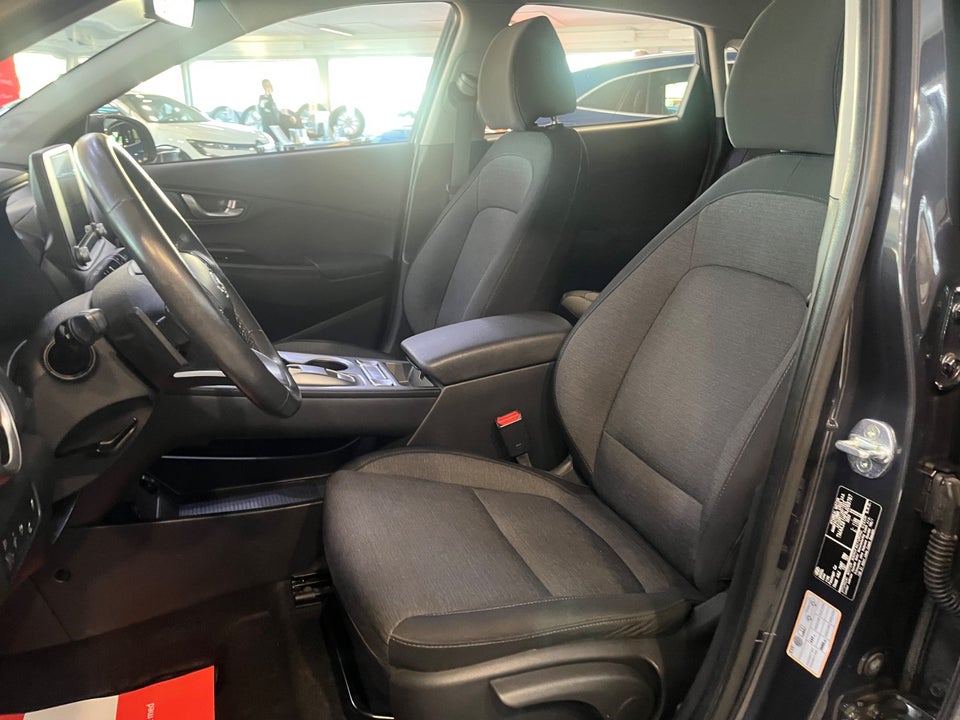 Hyundai Kona 39 EV Select 5d
