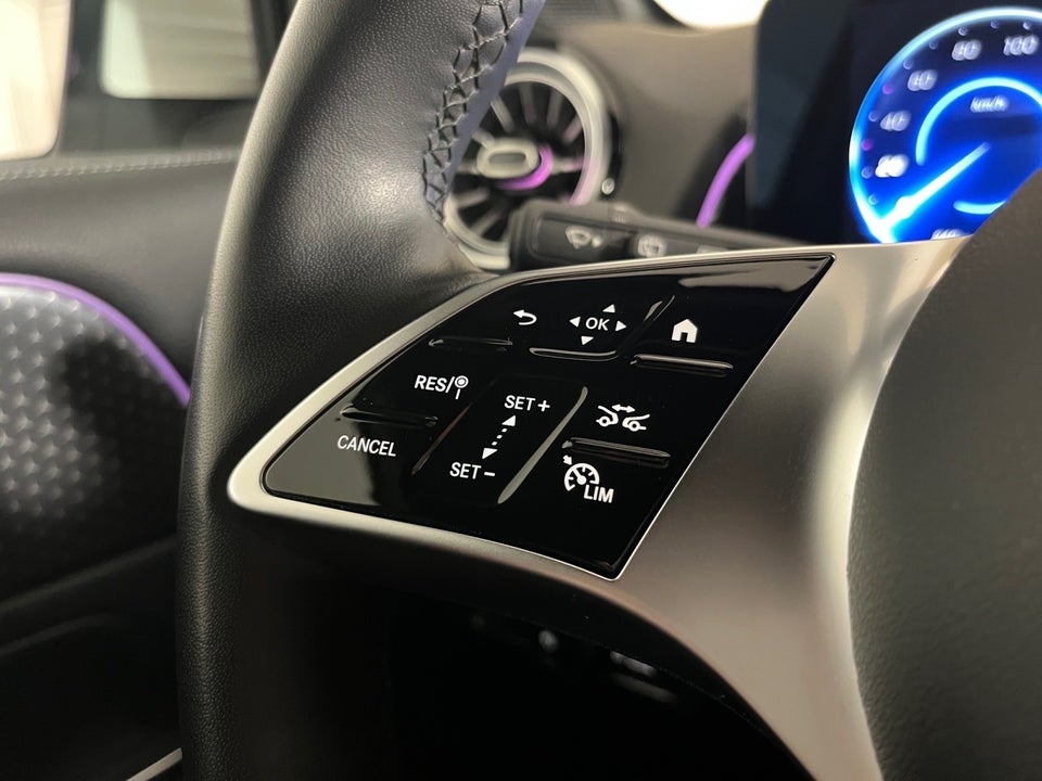 Mercedes EQB300 Progressive 4Matic 5d