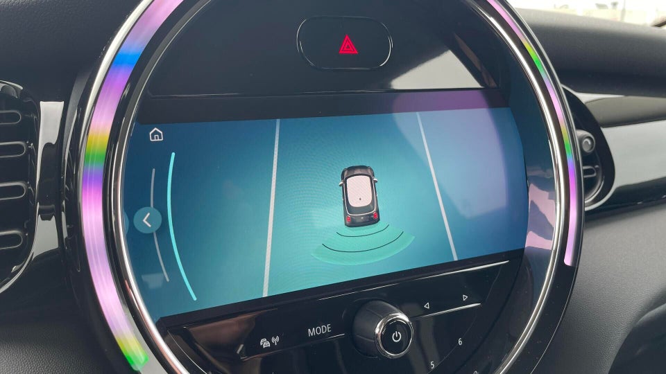 MINI Cooper SE Essential 3d