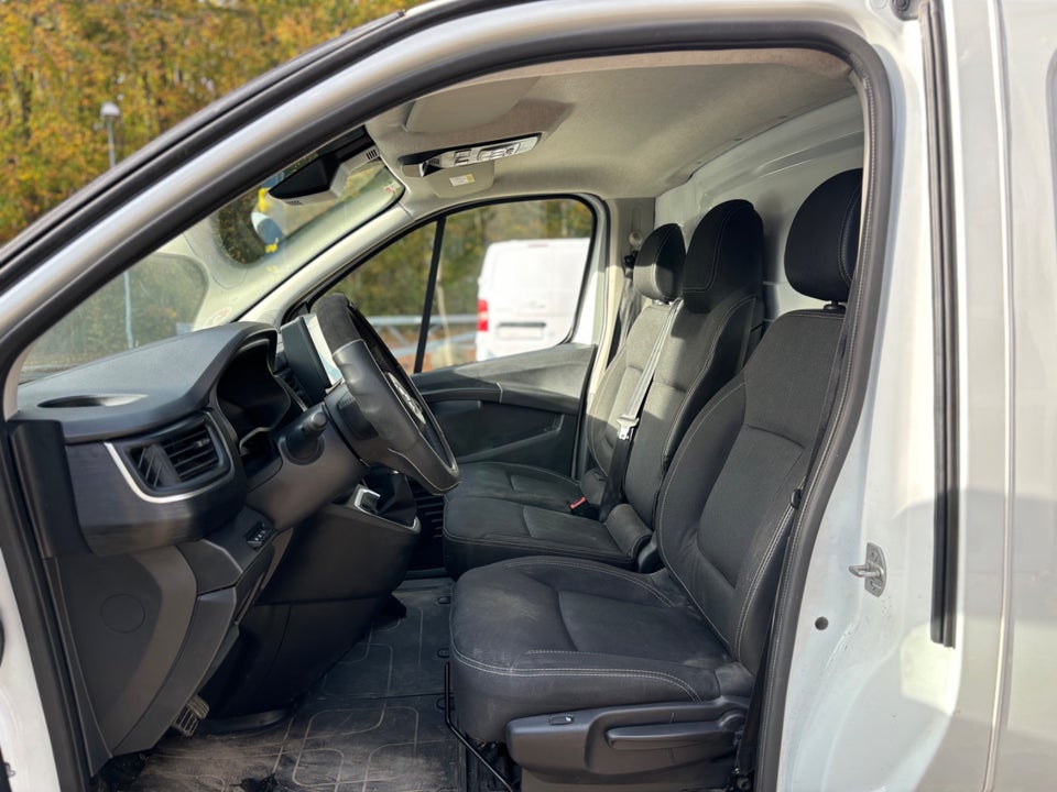 Nissan Primastar 2,0 dCi 150 L2H1 Tekna DCT Van