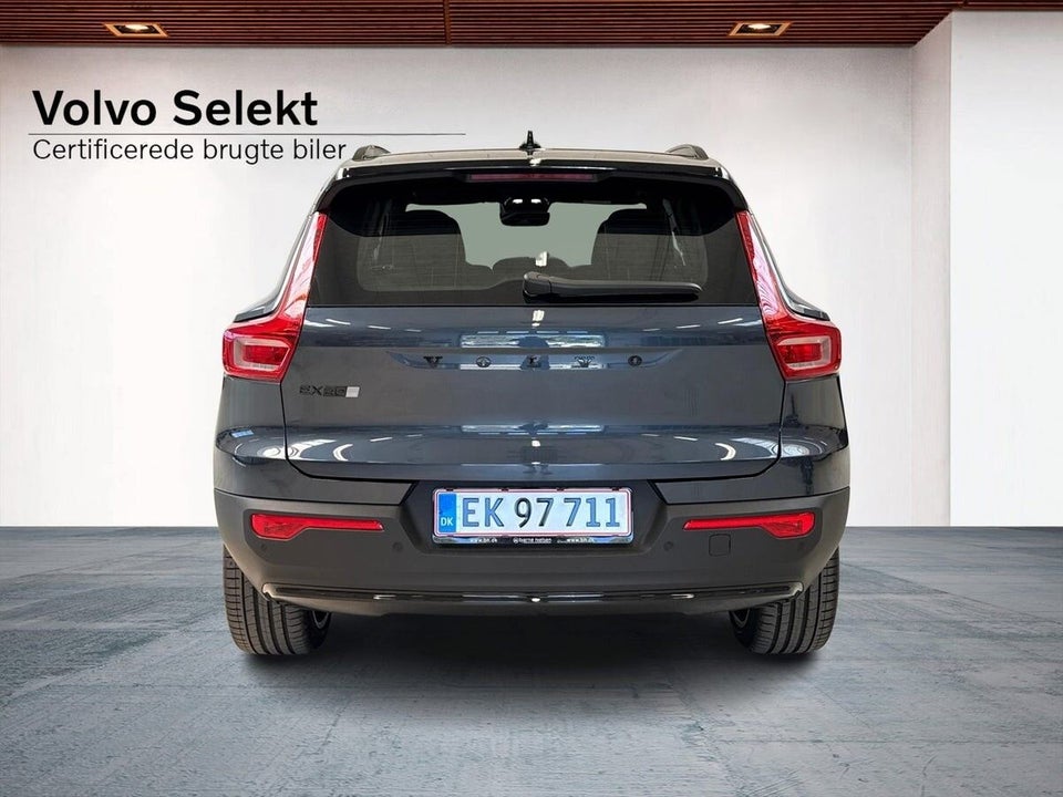 Volvo EX40 Extended Range Black Edition Excess 5d