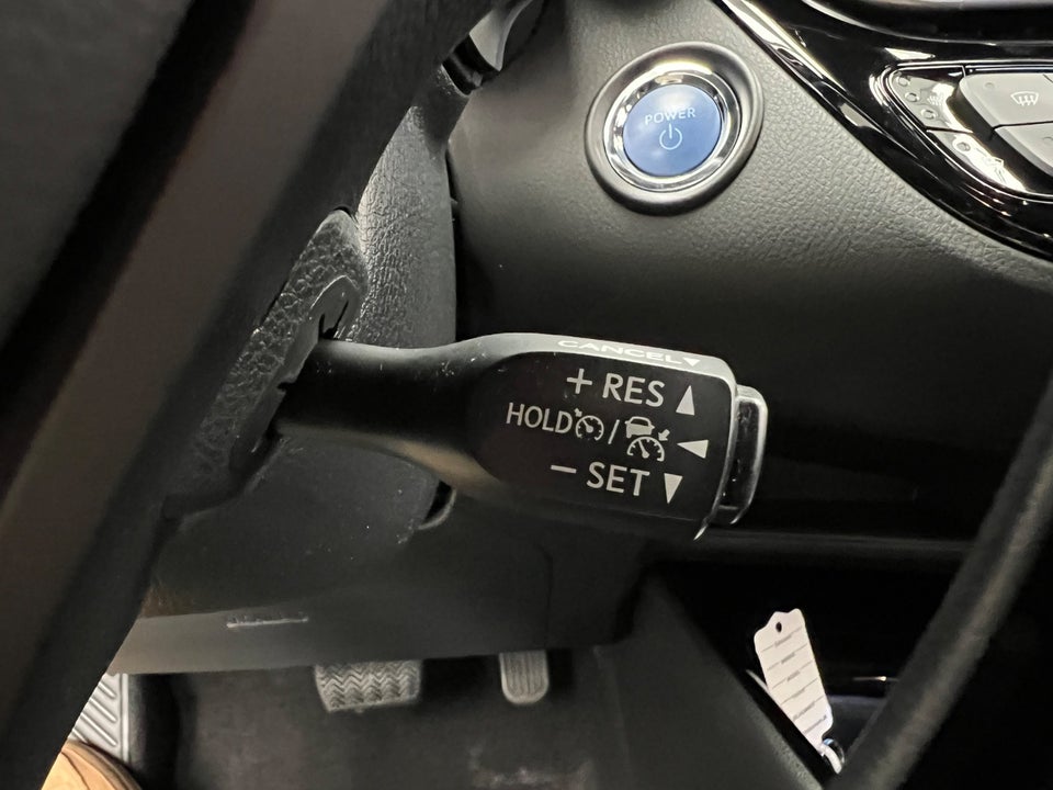 Toyota C-HR 1,8 Hybrid C-LUB Premium CVT 5d