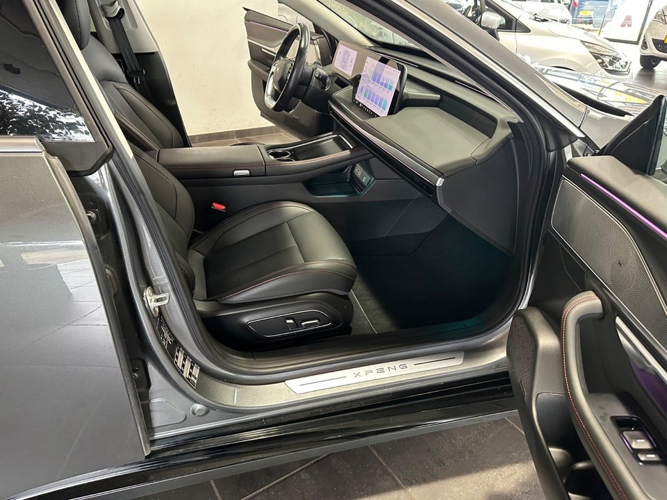 Xpeng P7 Long Range 4d