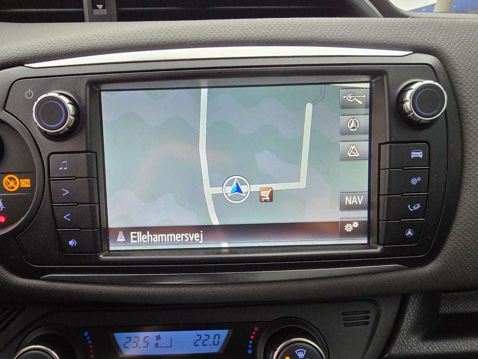 Toyota Yaris 1,5 Hybrid H1 CVT 5d