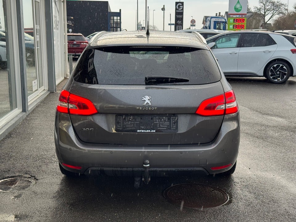 Peugeot 308 1,6 BlueHDi 120 Allure Sky SW 5d