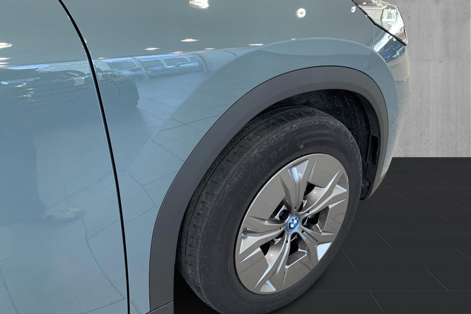 BMW iX2 eDrive20 5d