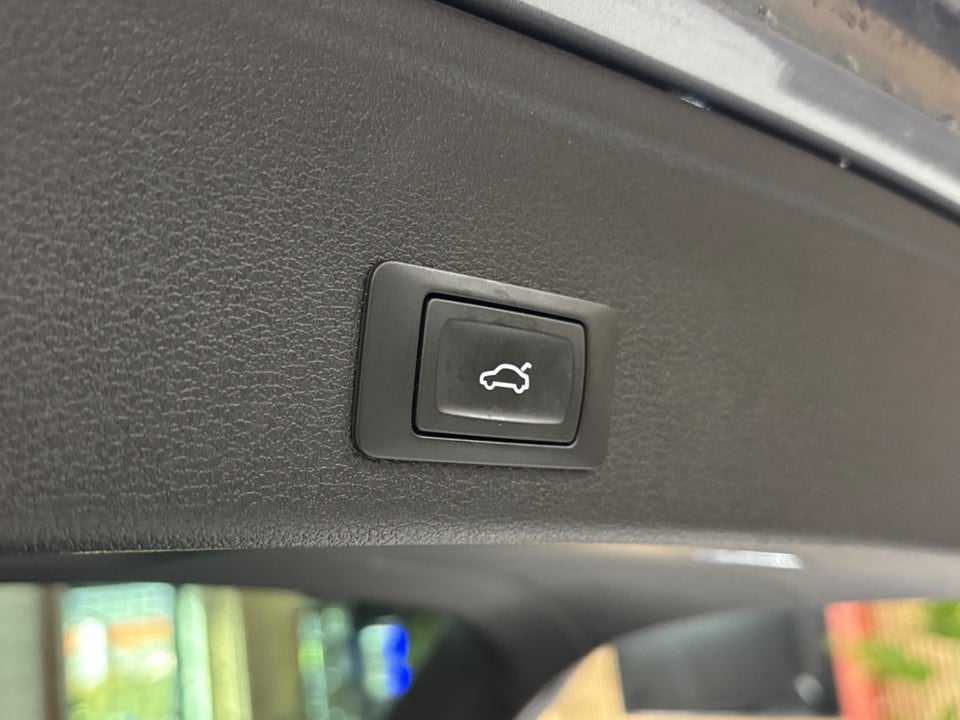 Audi A4 2,0 TDi 190 Avant S-tr. 5d