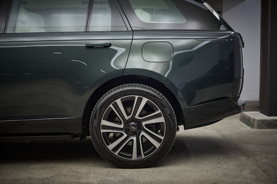 Land Rover Range Rover 3,0 P440e Autobiography aut. LWB 5d