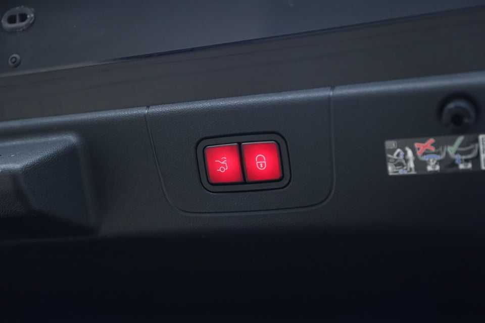 Mercedes CLA250+ EQ Progressive Premium Plus 4d