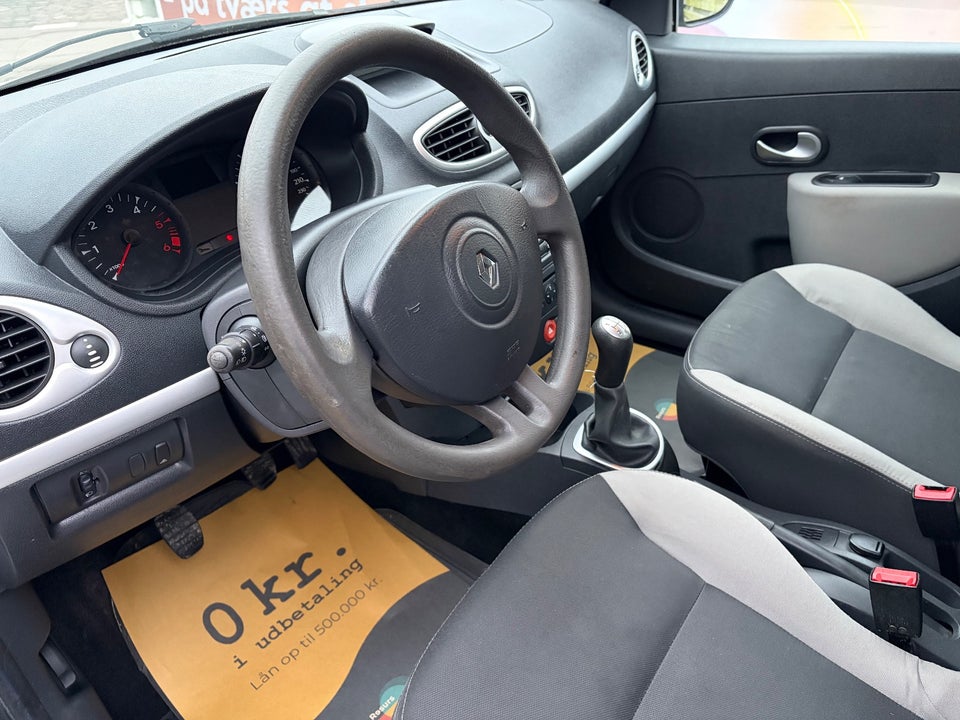 Renault Clio III 1,5 dCi 75 Expression 5d