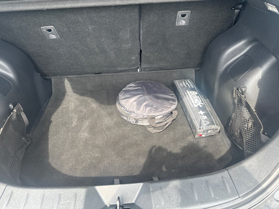 Nissan Leaf 40 Visia 5d