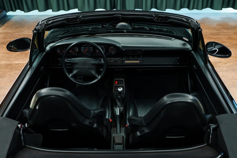 Porsche 911 Carrera 4 3,6 Cabriolet 2d