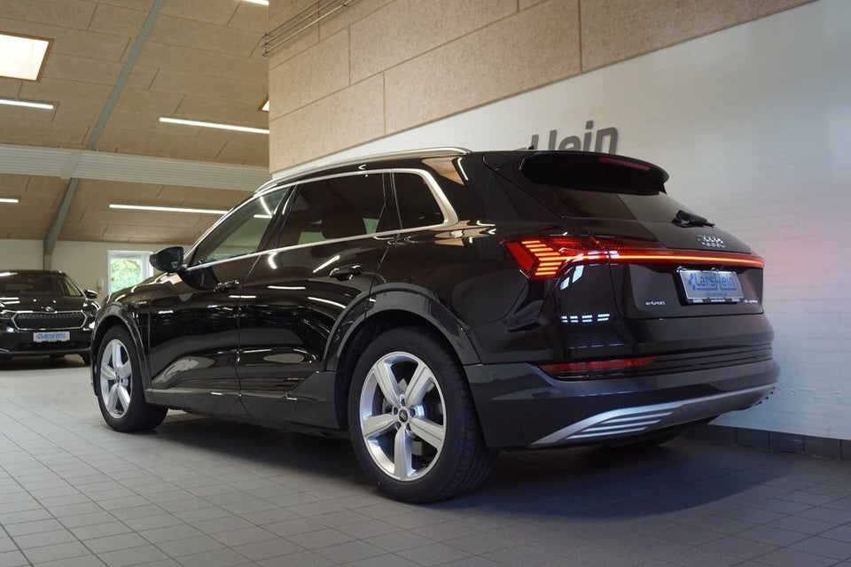 Audi e-tron 55 Advanced quattro 5d