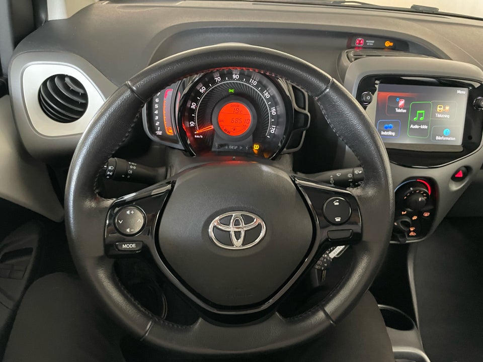Toyota Aygo 1,0 VVT-i x-plore 5d