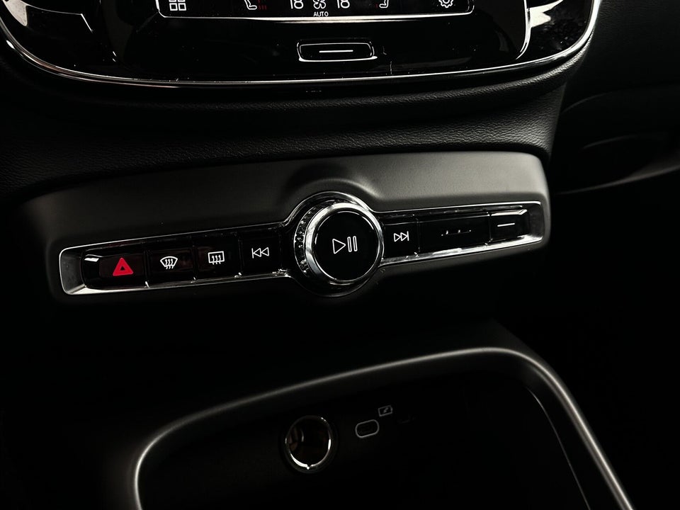 Volvo C40 ReCharge Extended Range Core 5d