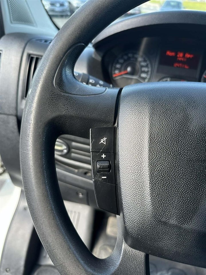 Peugeot Boxer 330 2,2 HDi 130 Kassevogn L2H1
