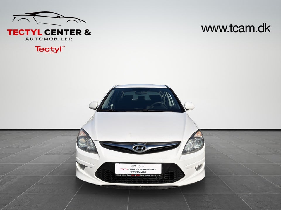 Hyundai i30 1,6 CRDi 90 Classic Eco 5d