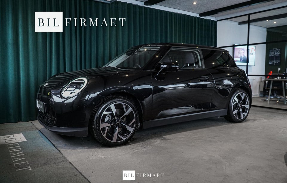 MINI Cooper SE Classic Trim M 3d