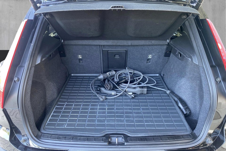 Volvo XC40 P8 ReCharge Twin Plus 5d