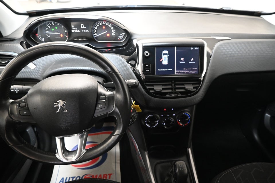 Peugeot 2008 1,2 VTi 82 Active 5d