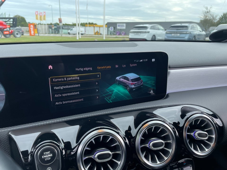 Mercedes A200 1,3 AMG Line aut. 4d