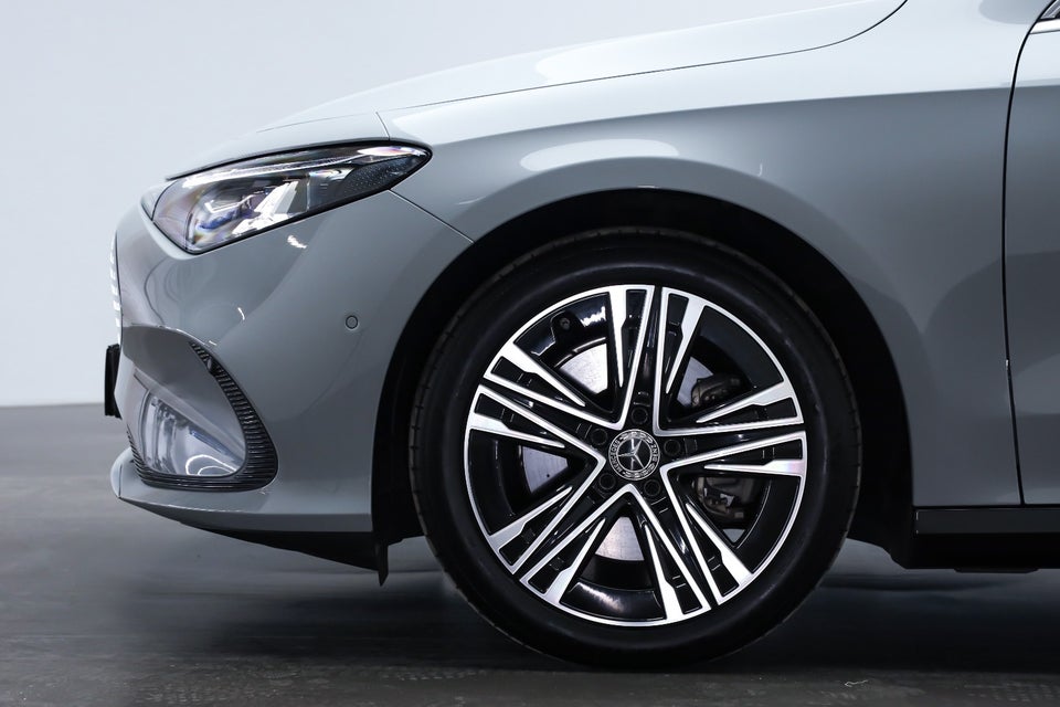 Mercedes CLA250+ EQ Progressive 4d