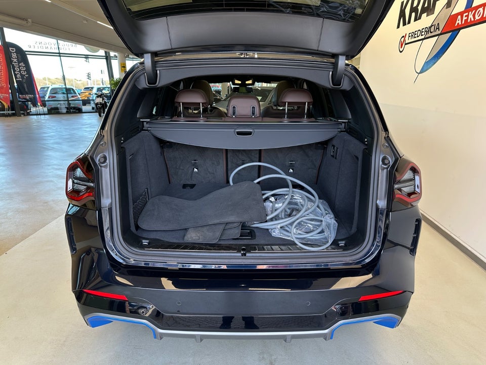 BMW iX3 Charged Plus M-Sport 5d